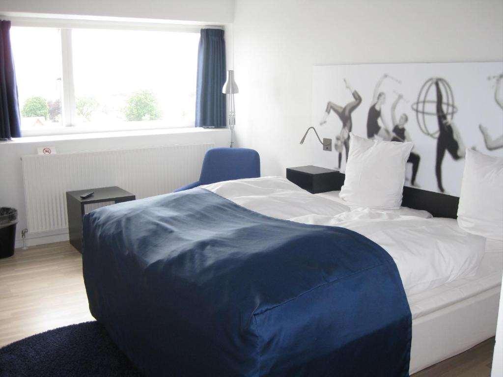 Hotel Dgi-Huset Herning Ruang foto