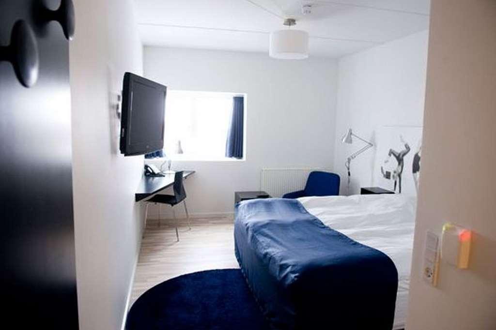 Hotel Dgi-Huset Herning Ruang foto